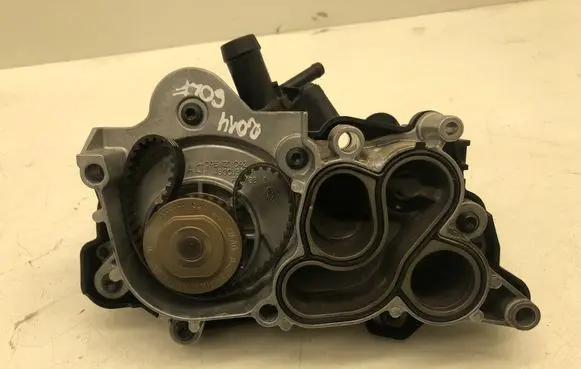 Volkswagen Golf VII Water pump 04E121042