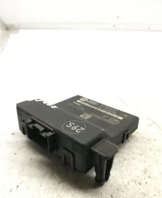 Volkswagen Touran I Comfort/convenience module 1K0907530E