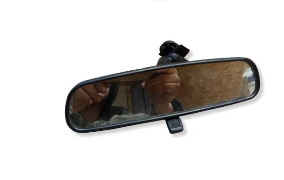 Mitsubishi ASX Rear view mirror (interior) E11015617