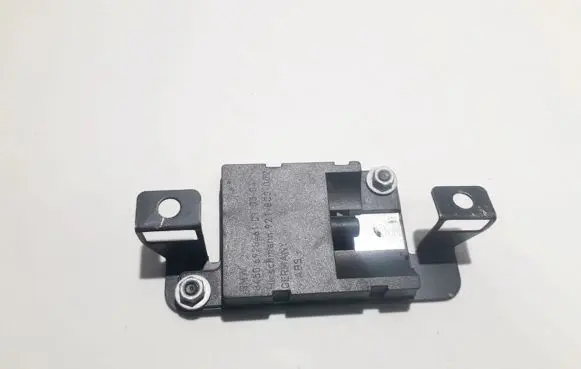 BMW X5 E70 Antenna control unit 8450692846101 921-800-002