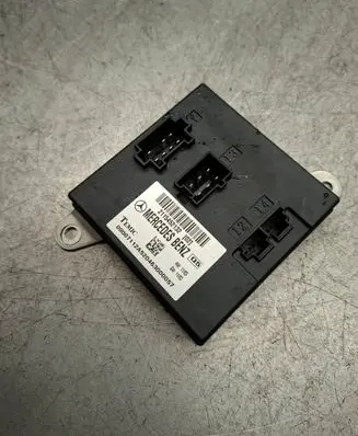 Mercedes-Benz E W212 Comfort/convenience module 2115452132