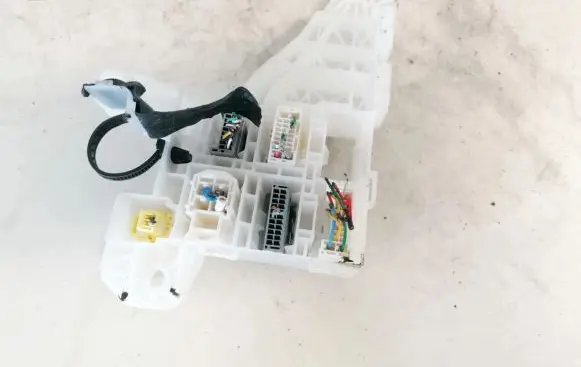 Toyota Corolla E140 E150 Fuse box set