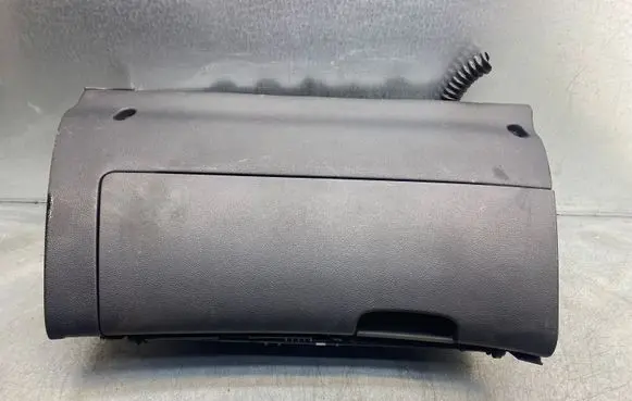 Skoda Octavia Mk2 (1Z) Glove box 1Z1857097L047H 030888