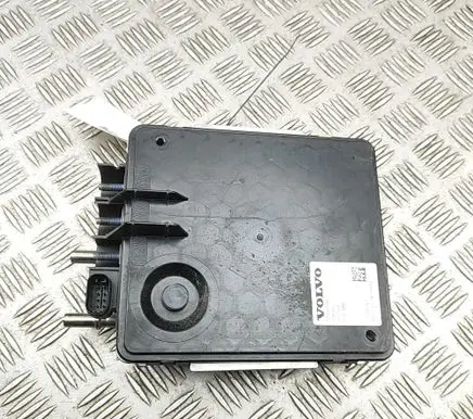 Volvo V60 Voltage converter inverter 32301022