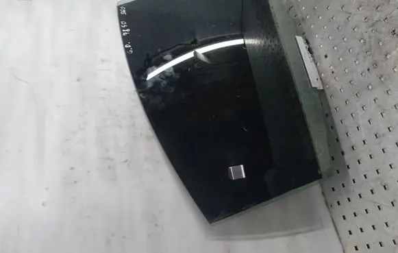 Volvo S60 Rear door window glass 43R001105