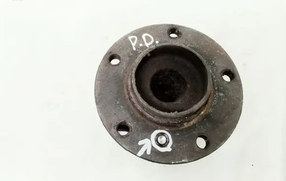 BMW 6 E63 E64 Front wheel hub