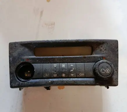 Renault Laguna II Climate control unit 8200264424 524852010 HDG19C26