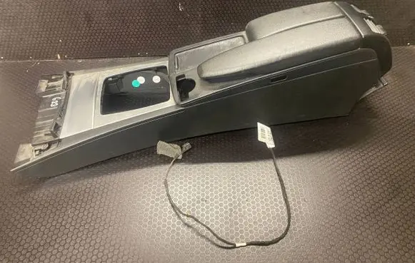 Mercedes-Benz C W204 Armrest A2046800150