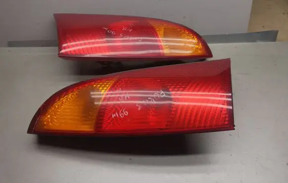 Ford Focus Rear/tail lights set XS4113405A XS4113404A