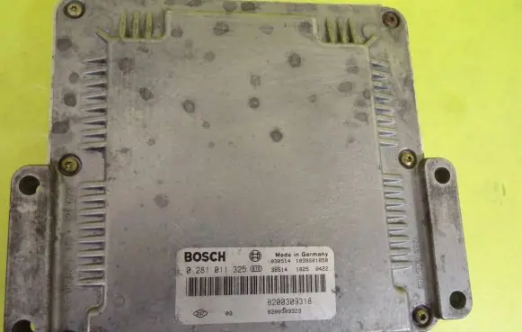 Renault Espace - Grand espace IV Engine control unit/module 0281011325 8200309318
