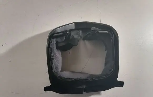 Steering wheel column trim