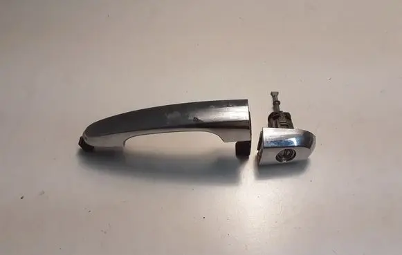 KIA Sorento Front door exterior handle 826512P010