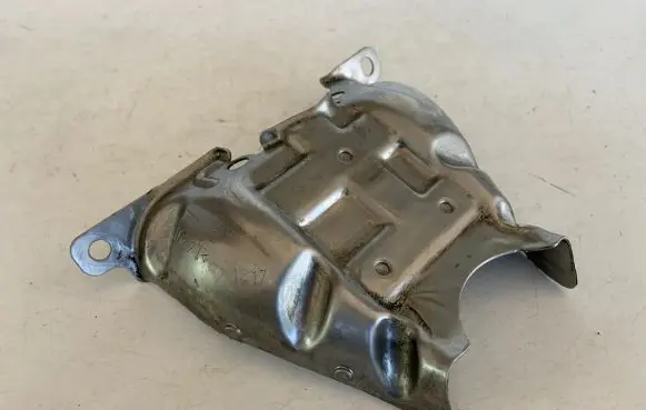Audi Q5 SQ5 Heat shield in engine bay 06L129597B