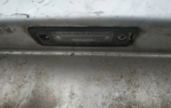 Volkswagen Golf V Number plate light