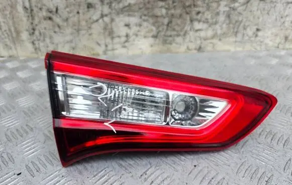 Toyota Yaris Tailgate rear/tail lights 0D206