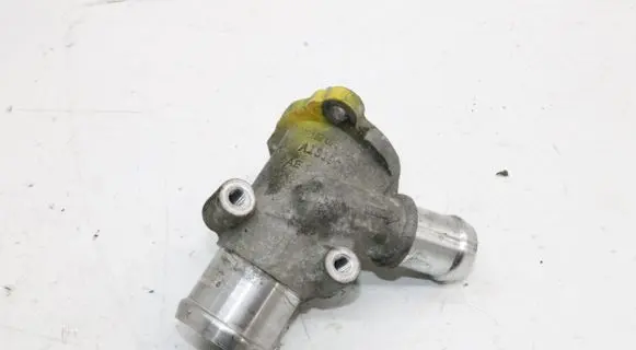 Mercedes-Benz GLA W156 Engine coolant pipe/hose
