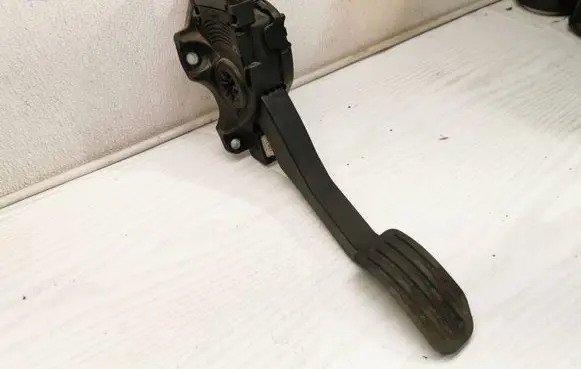 Volvo XC60 Accelerator throttle pedal 8G9N9F836BA 6PV00922016