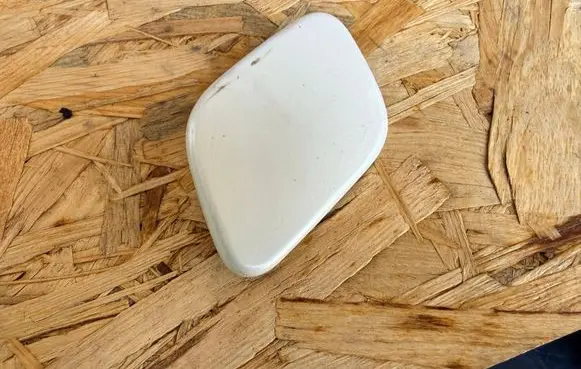 Nissan Qashqai Headlight washer spray nozzle cap/cover 28659BR
