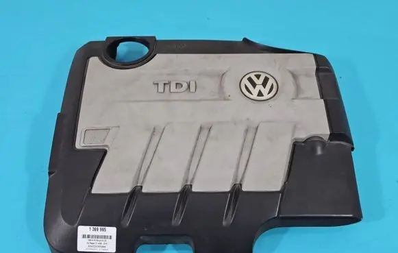 Volkswagen PASSAT CC Engine cover (trim) 03L103925AM IMPRK1369995