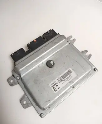 Nissan Qashqai Engine control unit/module MEC940240