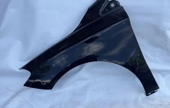 Mercedes-Benz B W246 W242 Fender