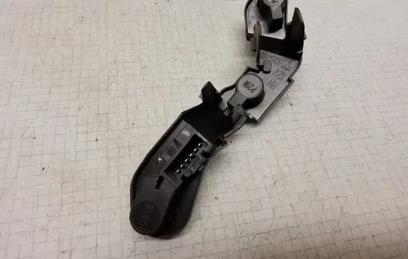 Tail light part