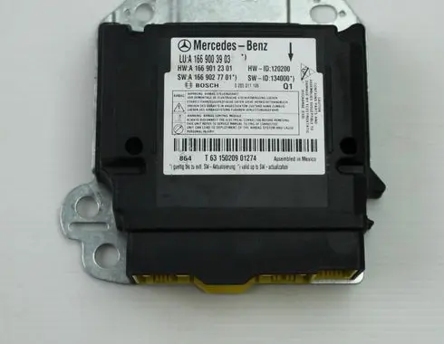 Mercedes-Benz GL X166 Airbag control unit/module A1669003903
