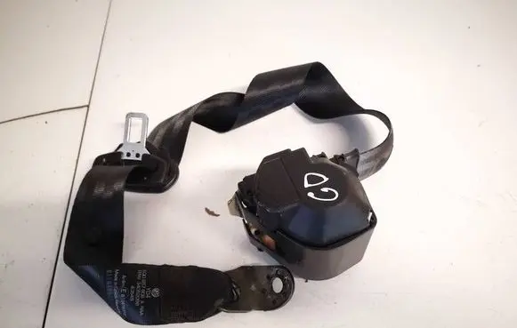 Volkswagen Polo IV 9N3 Rear seatbelt 6q0857806a