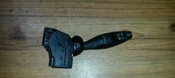Ford Mondeo Mk III Wiper control stalk