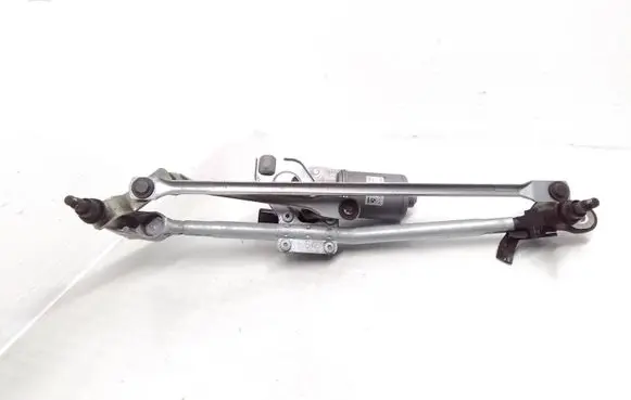 BMW X1 E84 Front wiper linkage and motor 2992466 2990144