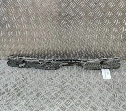 Volkswagen Touran III Rear bumper mounting bracket 5TA807863