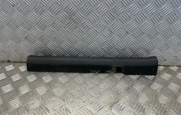 Hyundai Tucson TL Front sill trim cover 85881D7000 20180702