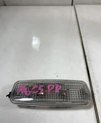 Audi A6 S6 C5 4B Front seat light 8L0947105A