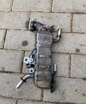 Jeep Gladiator EGR valve cooler 05281420AI