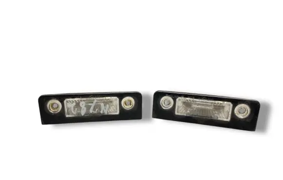 Skoda Octavia Mk2 (1Z) Number plate light 1Z0943021