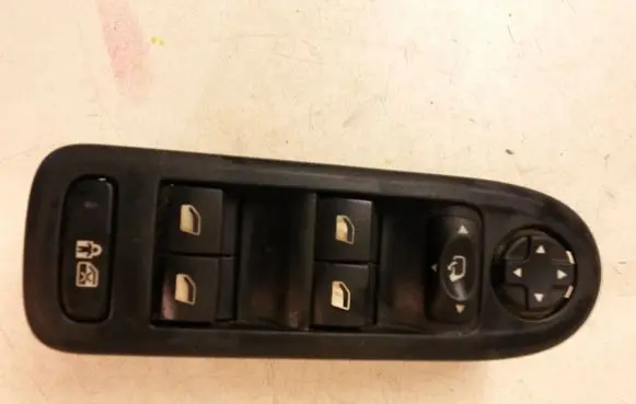 Citroen C5 Electric window control switch 96599975XT 30170121 96599975