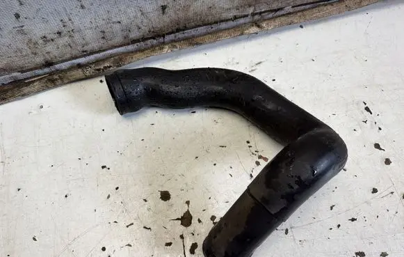 Audi A6 S6 C5 4B Intercooler hose/pipe 4B0145746E