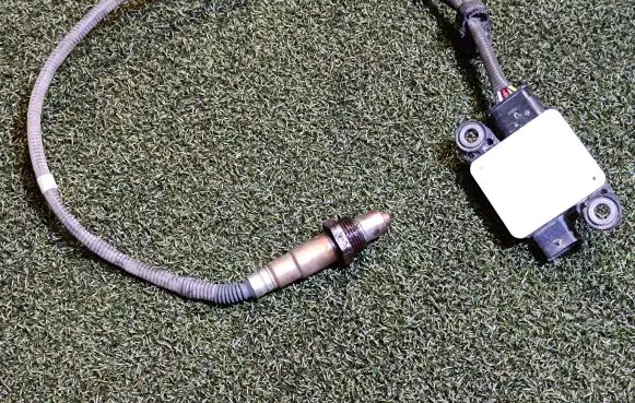 Renault Master III Lambda probe sensor 227936897R 02810106570