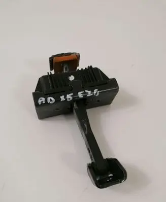 BMW X5 E70 Front door check strap stopper 7141024 RH7141024