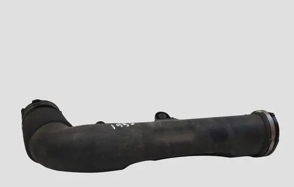 Volvo V40 Intercooler hose/pipe 31338661