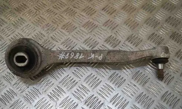 Mercedes-Benz C W203 Front lower control arm/wishbone A20304