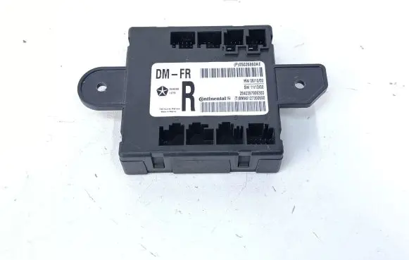 Chrysler Town & Country V Door control unit/module P05026860AE 05026860AE