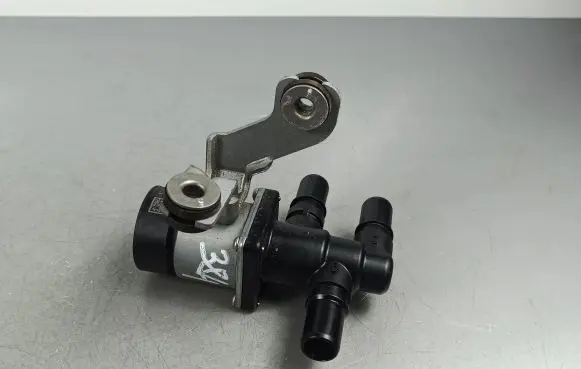 KIA EV6 Electric auxiliary coolant/water pump 375W3GI200