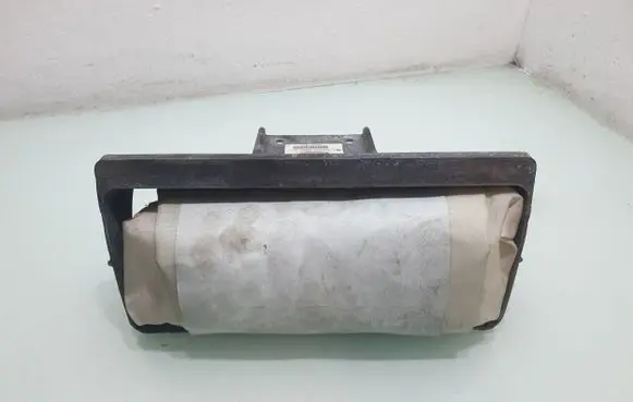 Chrysler Voyager Passenger airbag P04680889AD