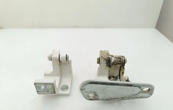 Front door hinge set