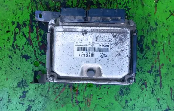 Volkswagen Golf IV Engine control unit/module ECU 038906012M