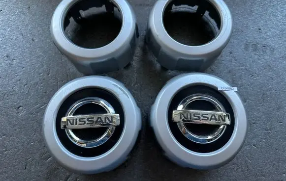 Nissan Patrol Y61 Original wheel cap 40342VC310 40342VC300