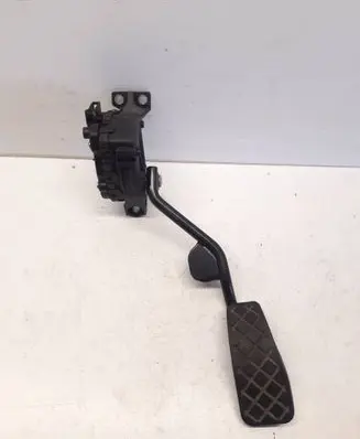 Audi A4 S4 B7 8E 8H Accelerator throttle pedal 8E2721523E 6PV00802634