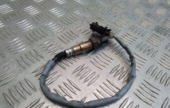 Opel Astra J Lambda probe sensor 55563348