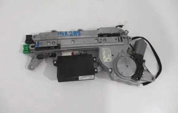 Citroen C5 Tailgate/trunk/boot lift motor 9687913180
